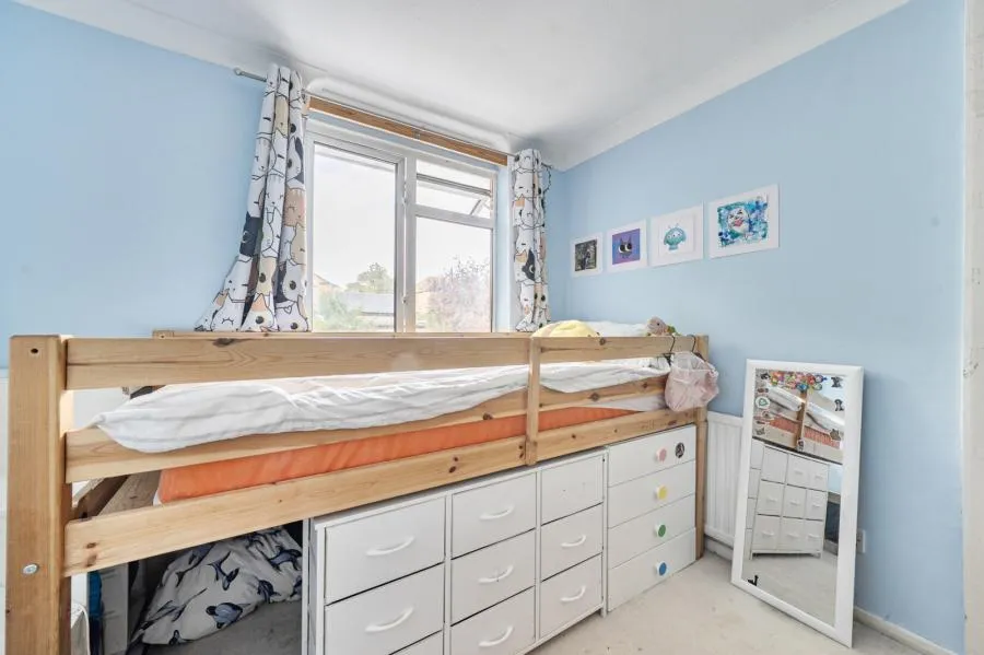 Lansdown Close, Woking, GU21, photo 13