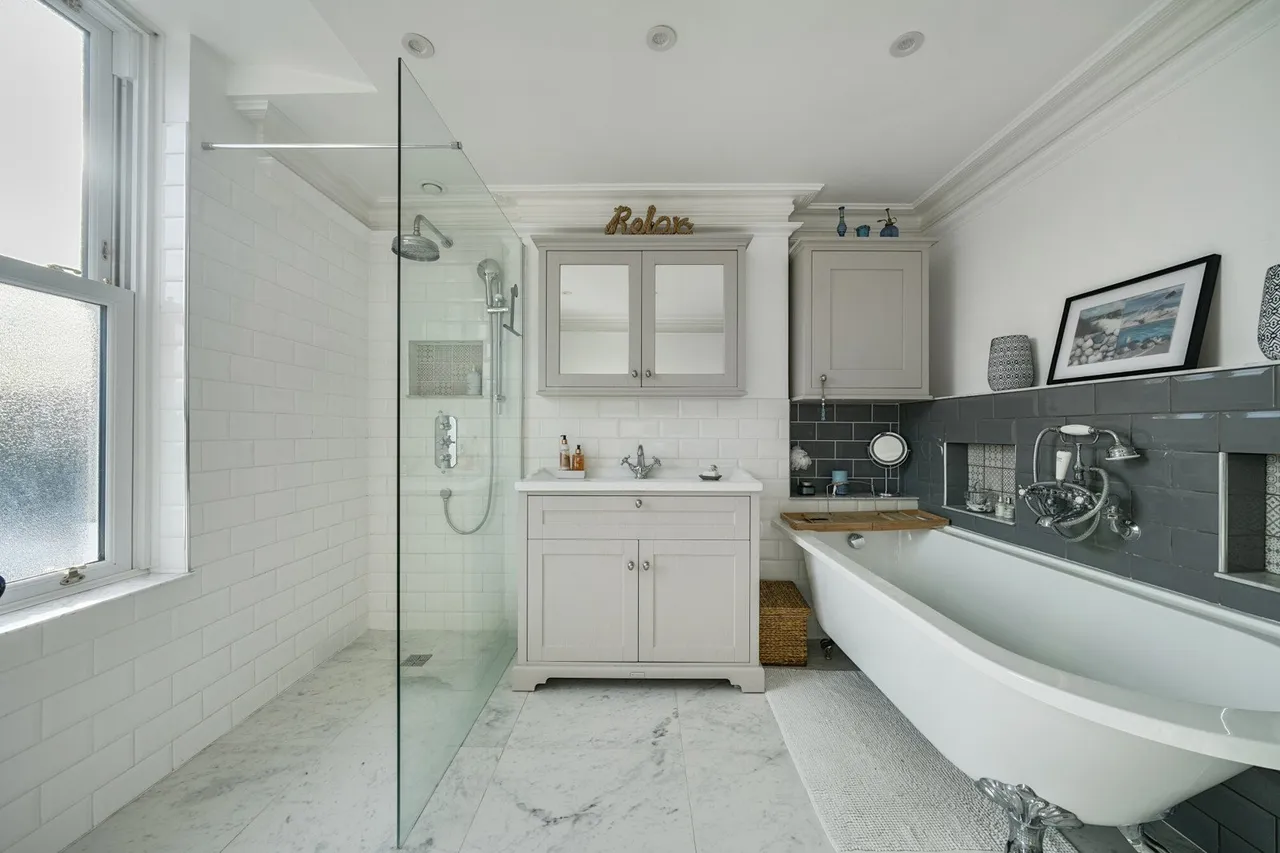 Gore Road, Kent, DA2, photo 11