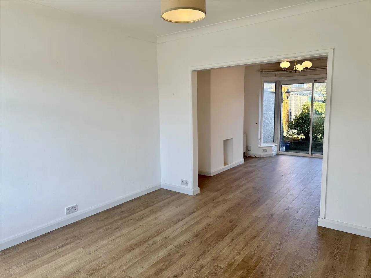 Meadow Road, Watford, photo 2
