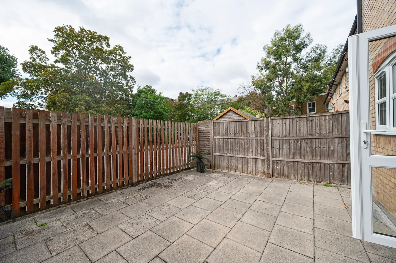 1 bed flat for sale, London, E2