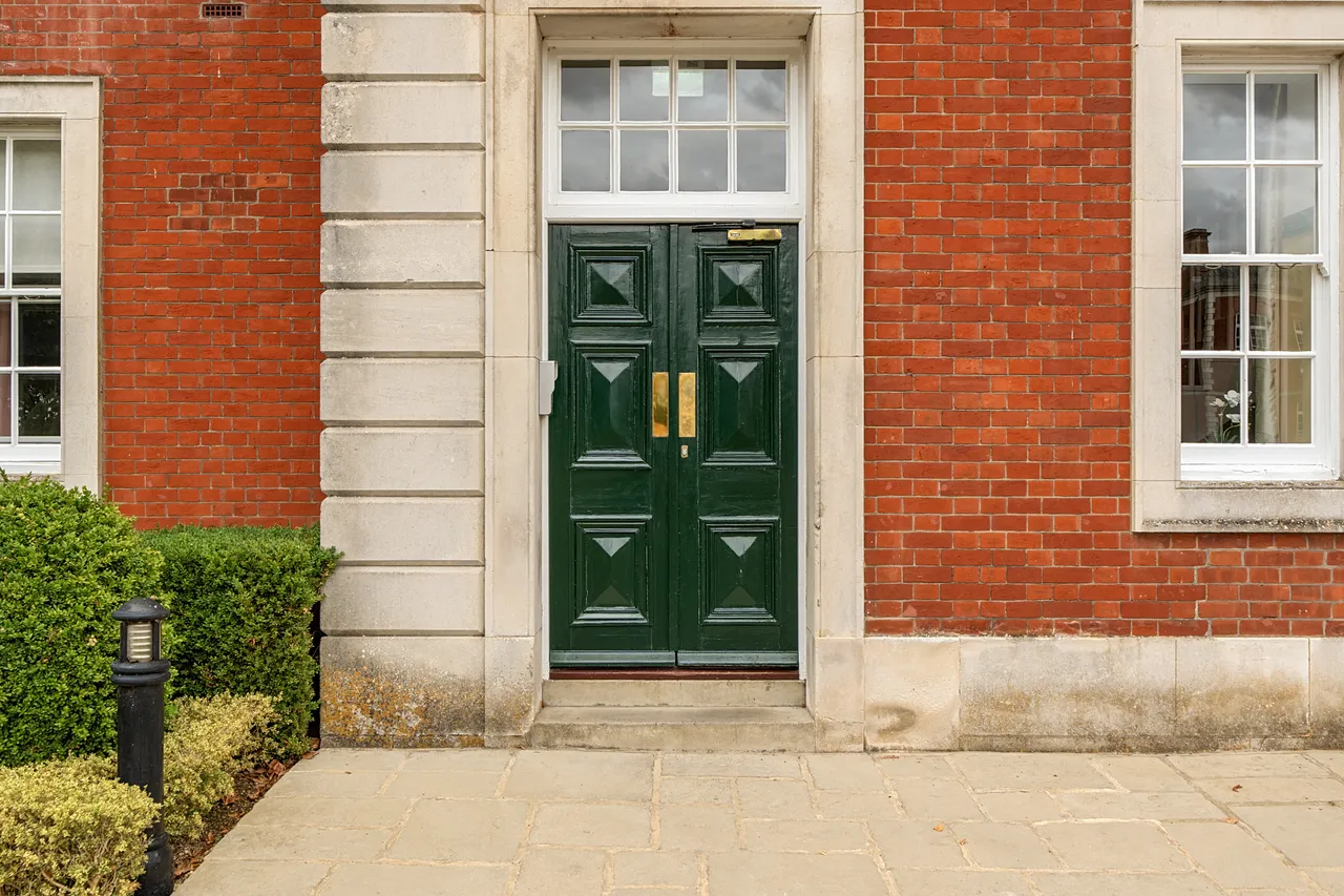 Peninsula Square, Winchester, SO23, photo 7