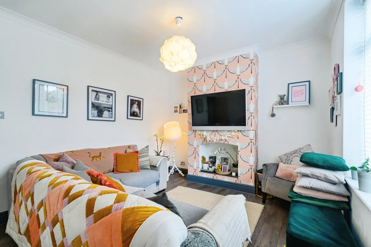 Newearth Road, Worsley, Manchester, Greater Manchester, M28, photo 2