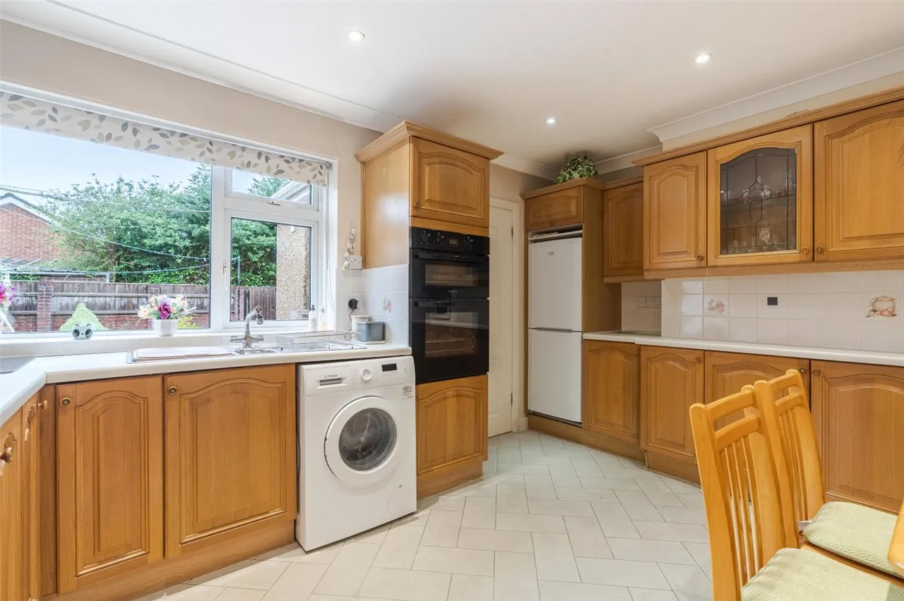 Middlehill Road, Colehill, Wimborne, Dorset, BH21, photo 4