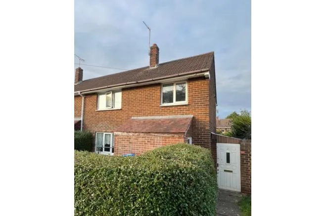 3 bed house for sale — Meredith Close, Burton-On-Trent