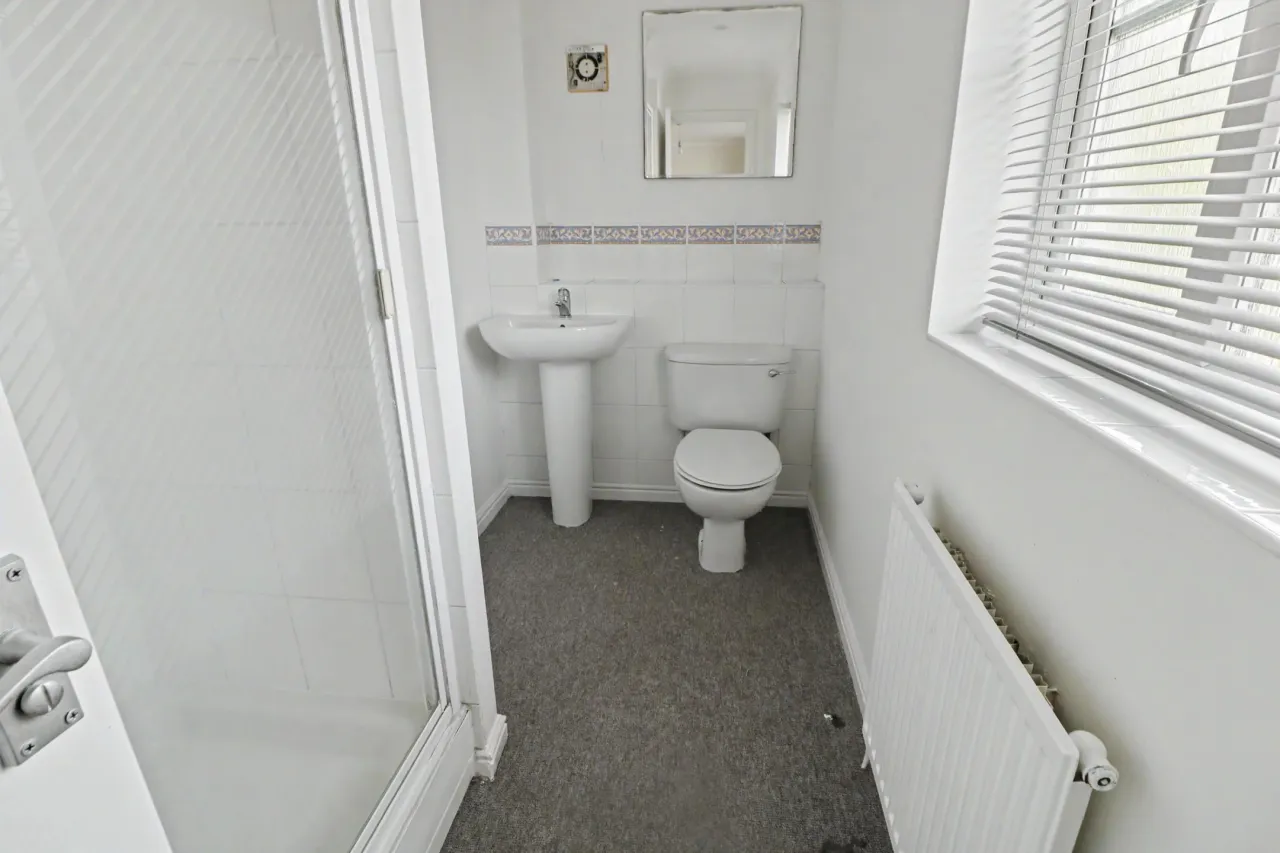 Hill Farm Road, Long Stratton, photo 13