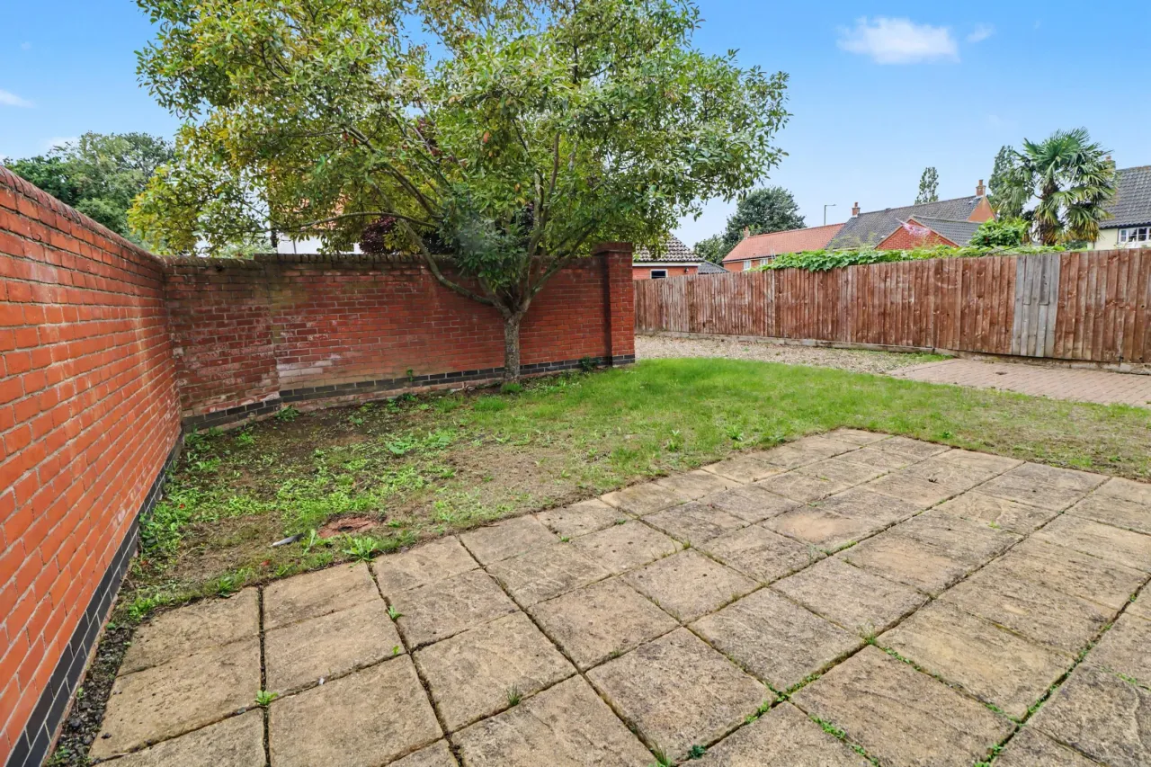 Hill Farm Road, Long Stratton, photo 22