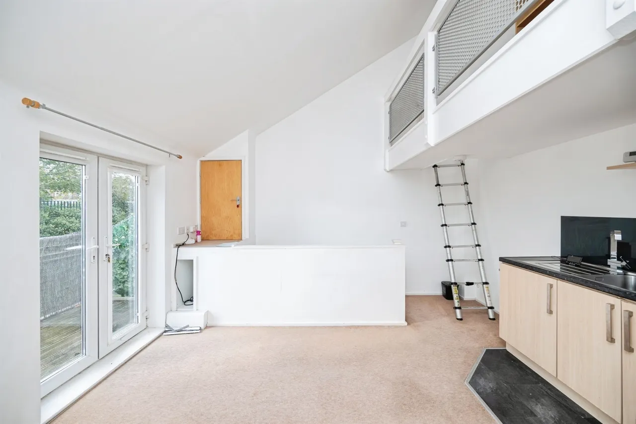 Attingham Drive, Dudley, DY1, photo 4