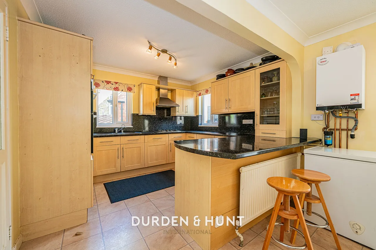 Stanley Place, Ongar, CM5, photo 3