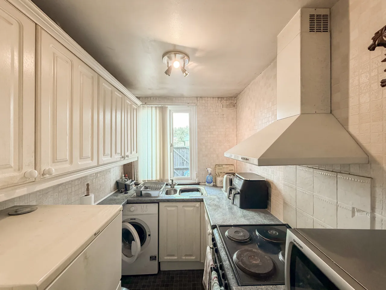 Bury Old Road, Ainsworth, BL2, photo 6