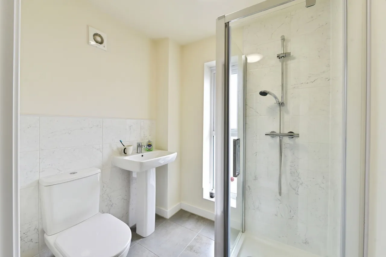 Stonecliffe Road, Sheffield, South Yorkshire, S2, photo 7