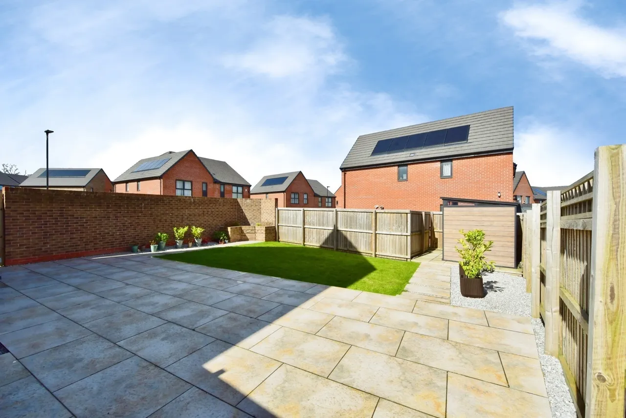 Stonecliffe Road, Sheffield, South Yorkshire, S2, photo 18