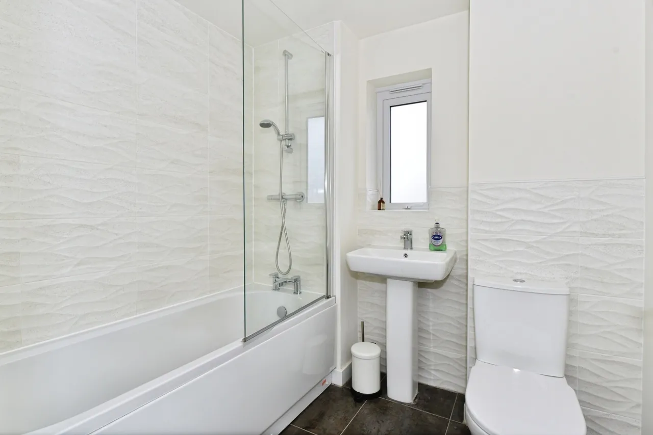 Stonecliffe Road, Sheffield, South Yorkshire, S2, photo 10
