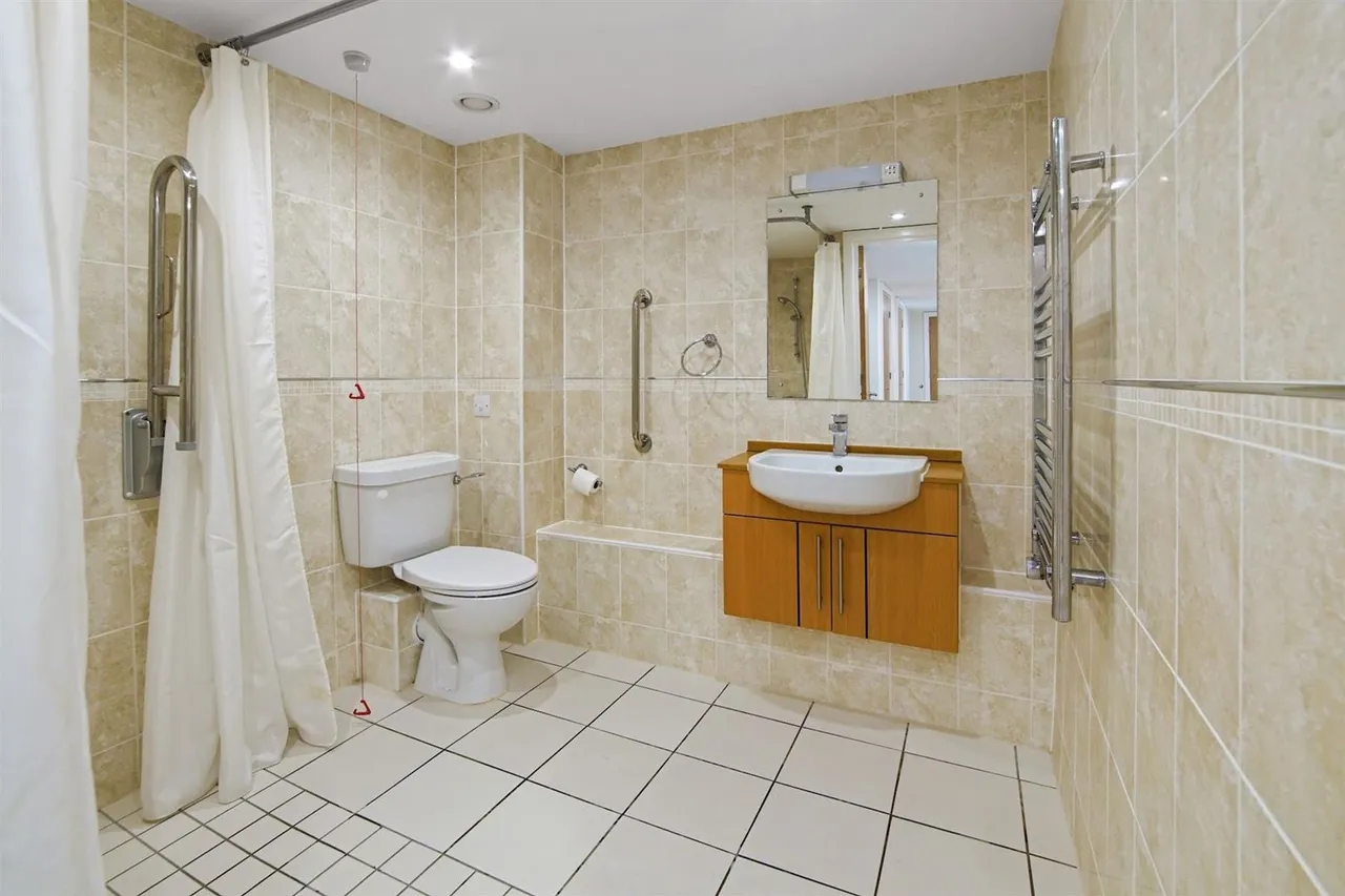 Shotfield, Wallington, SM6, photo 6