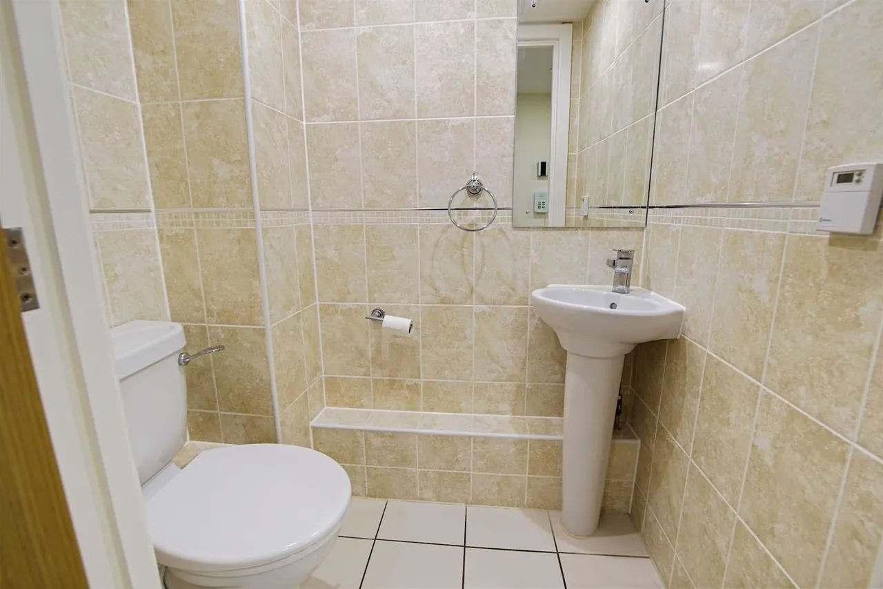 Shotfield, Wallington, SM6, photo 8