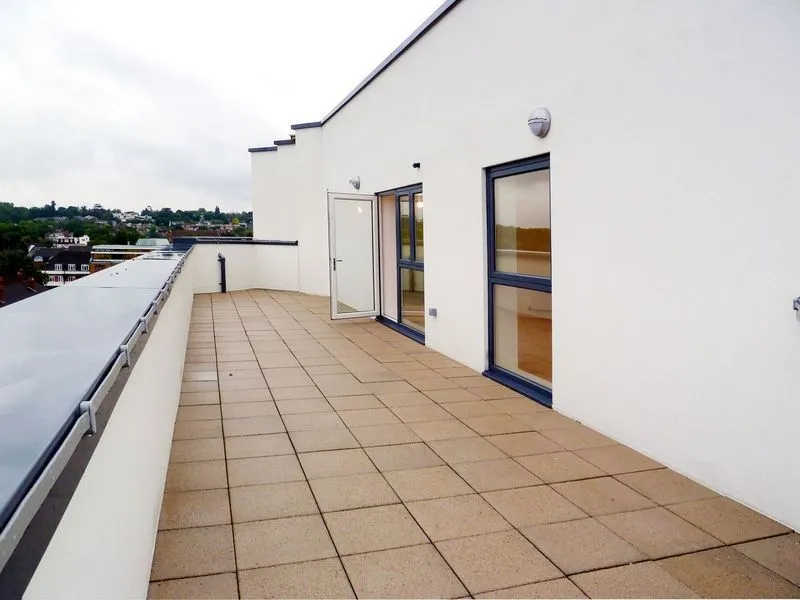 Dowding House, Central Raynes Park, SW20, photo 4