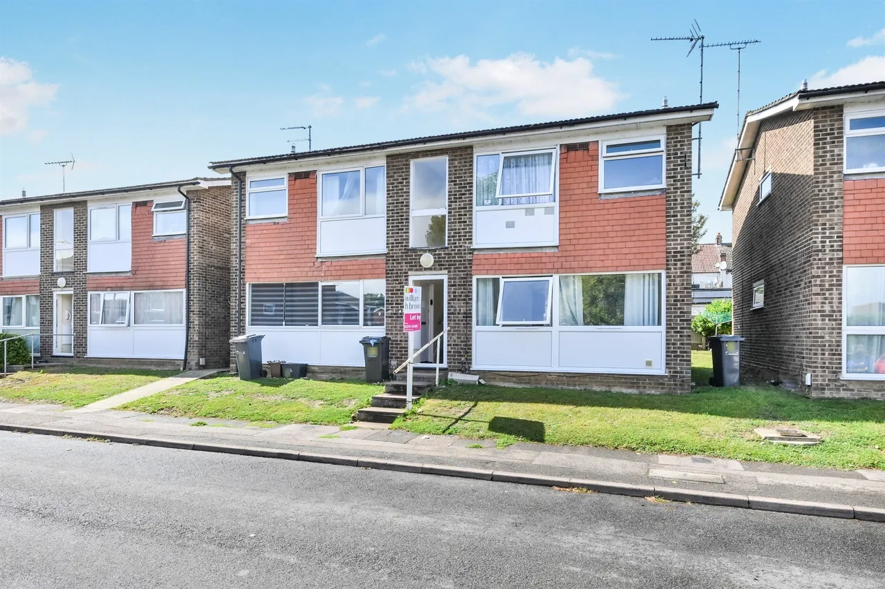 1 bed flat for sale — Berners Way, BROXBOURNE
