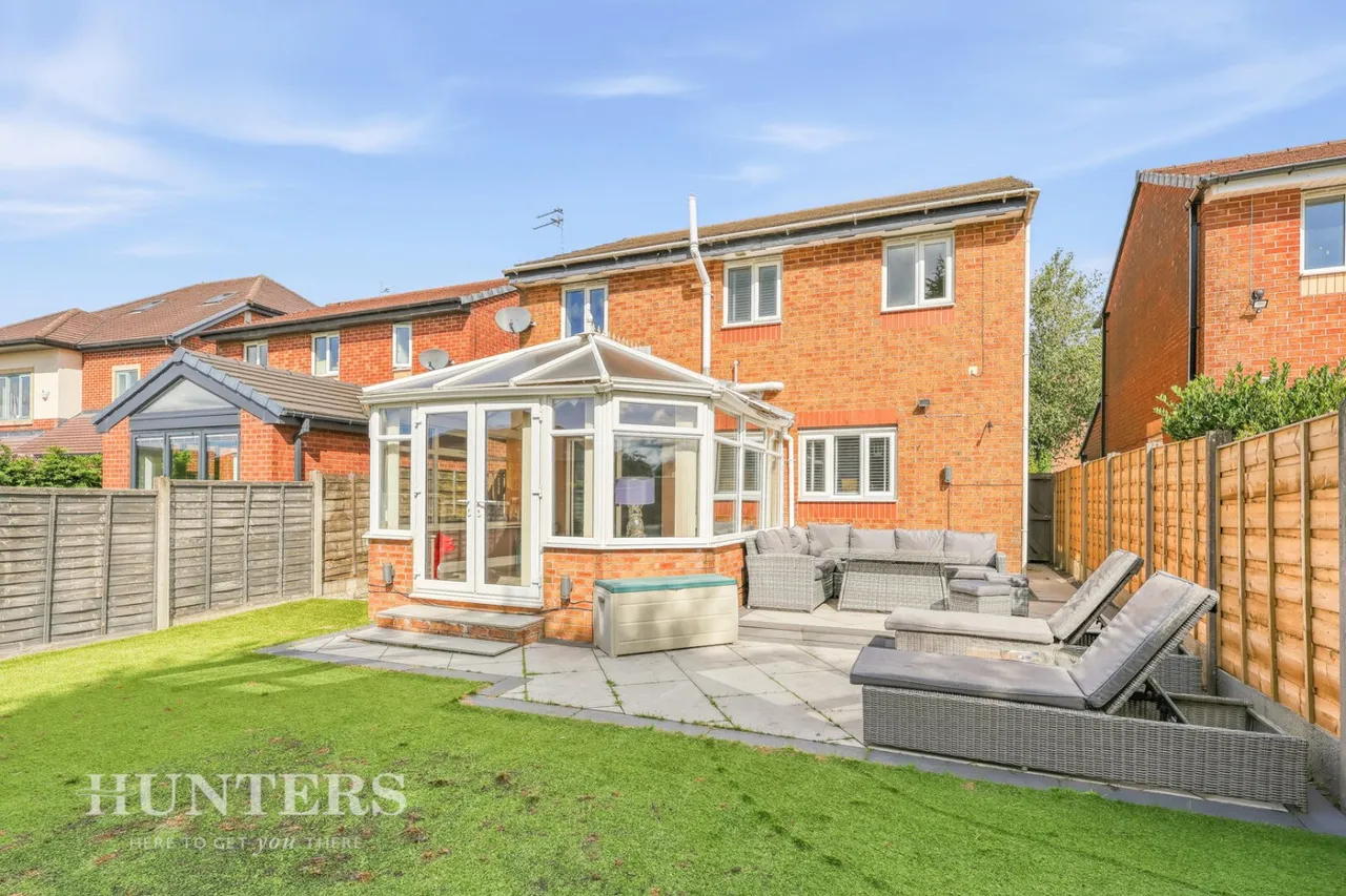 Guardian Close, Wardle, OL12, photo 4