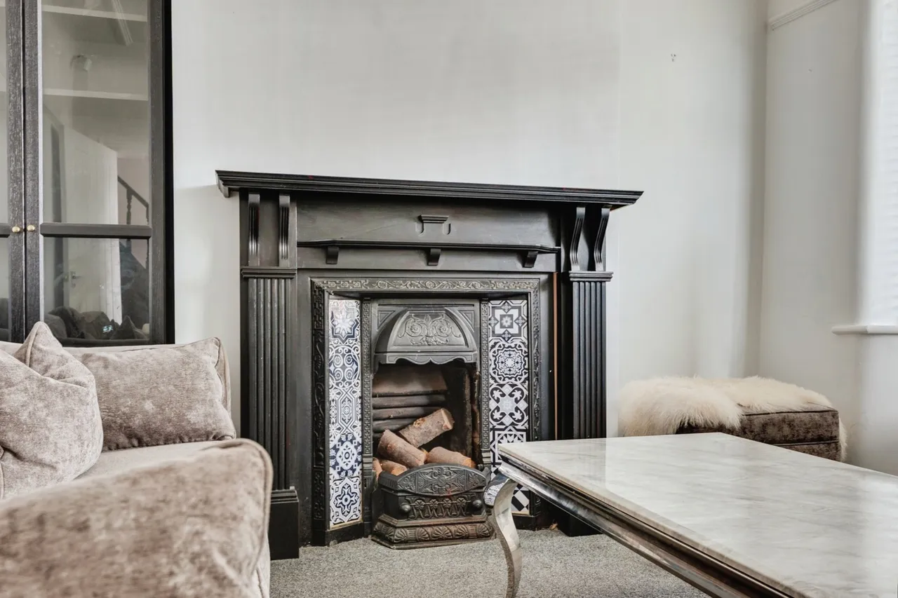 Whitehedge Road, Grassendale, L19, photo 5