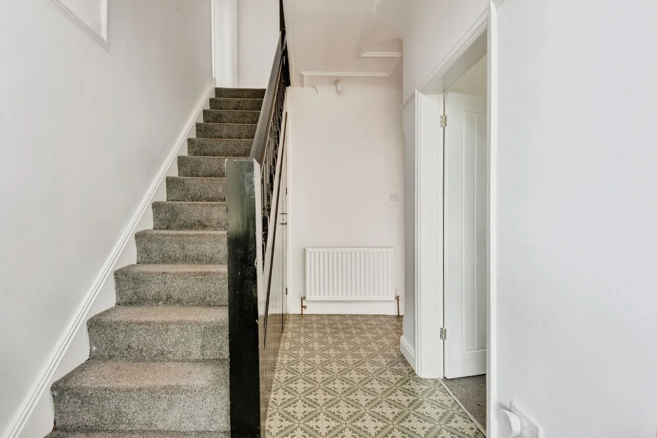 Whitehedge Road, Grassendale, L19, photo 2