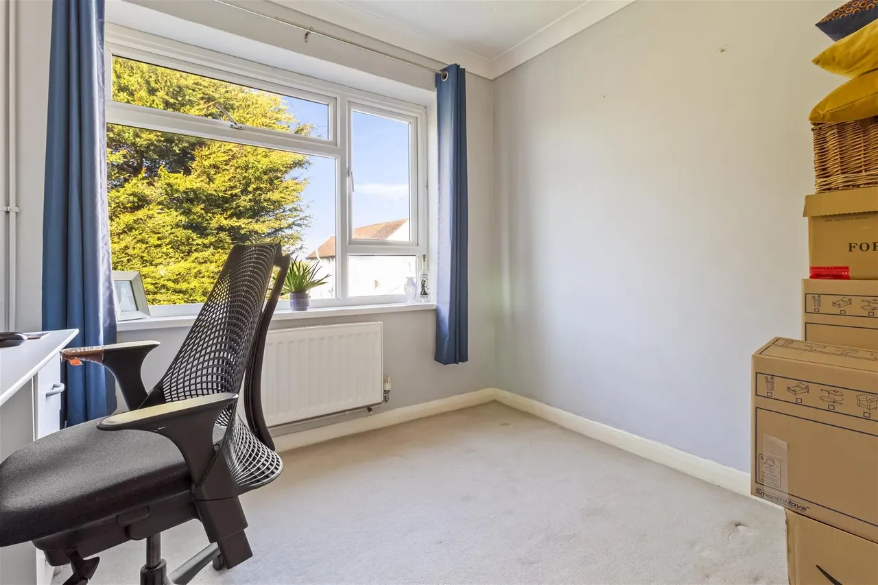 Ophir Road, Worthing, photo 10