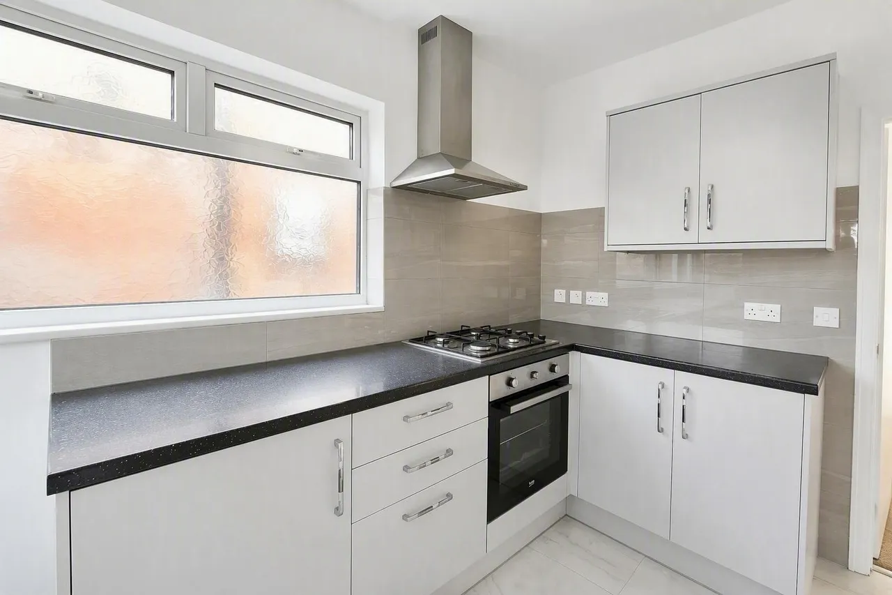 Great West Road, Isleworth, TW7, photo 4