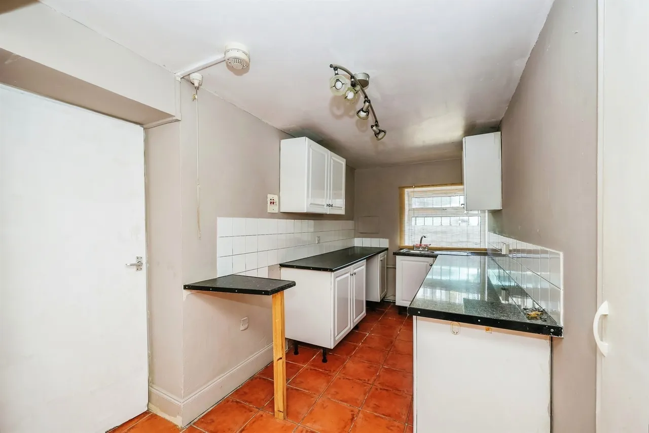 Kent Road, Southsea, PO5, photo 15