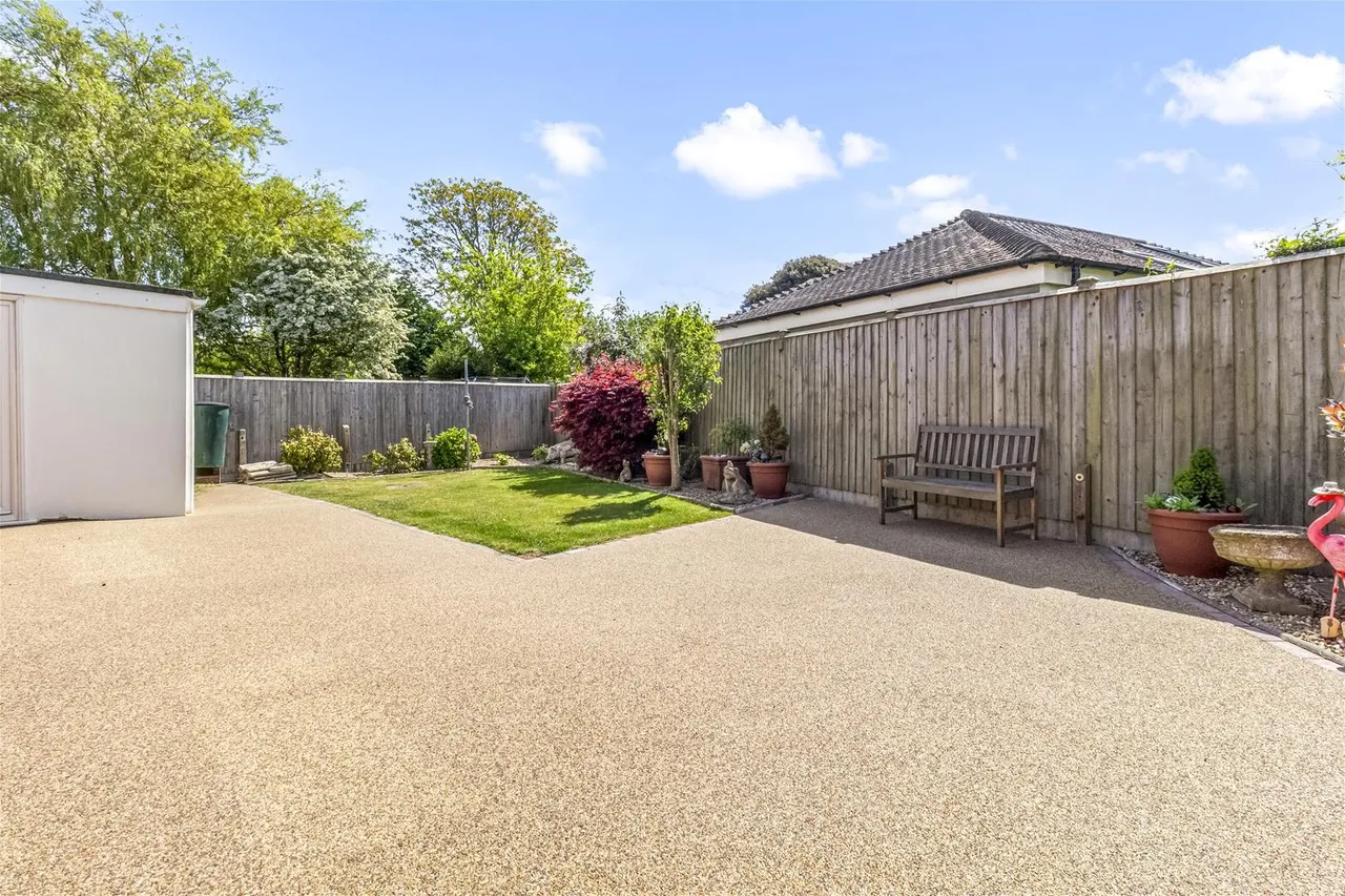 Elm Park, Ferring, Worthing, photo 2