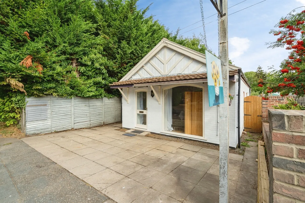 2 bed house for sale — Norwich Road, Wroxham, Norwich