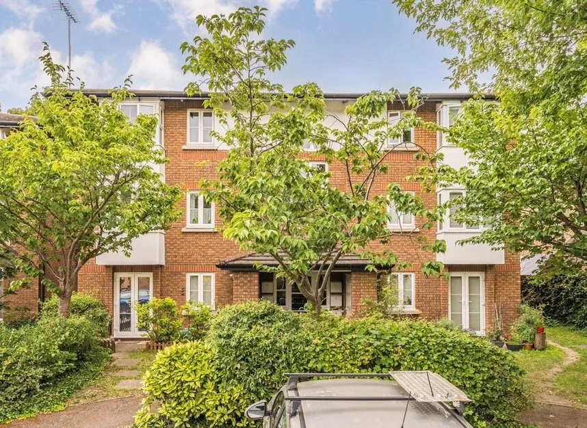 1 bed flat for sale — Kingsworthy Close, Kingston Upon Thames, KT1