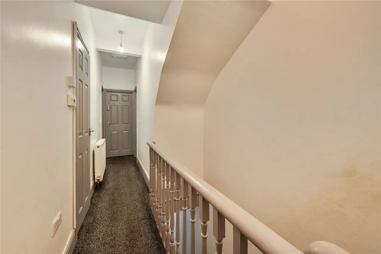 Hexthorpe Road, Doncaster, South Yorkshire, DN4, photo 3