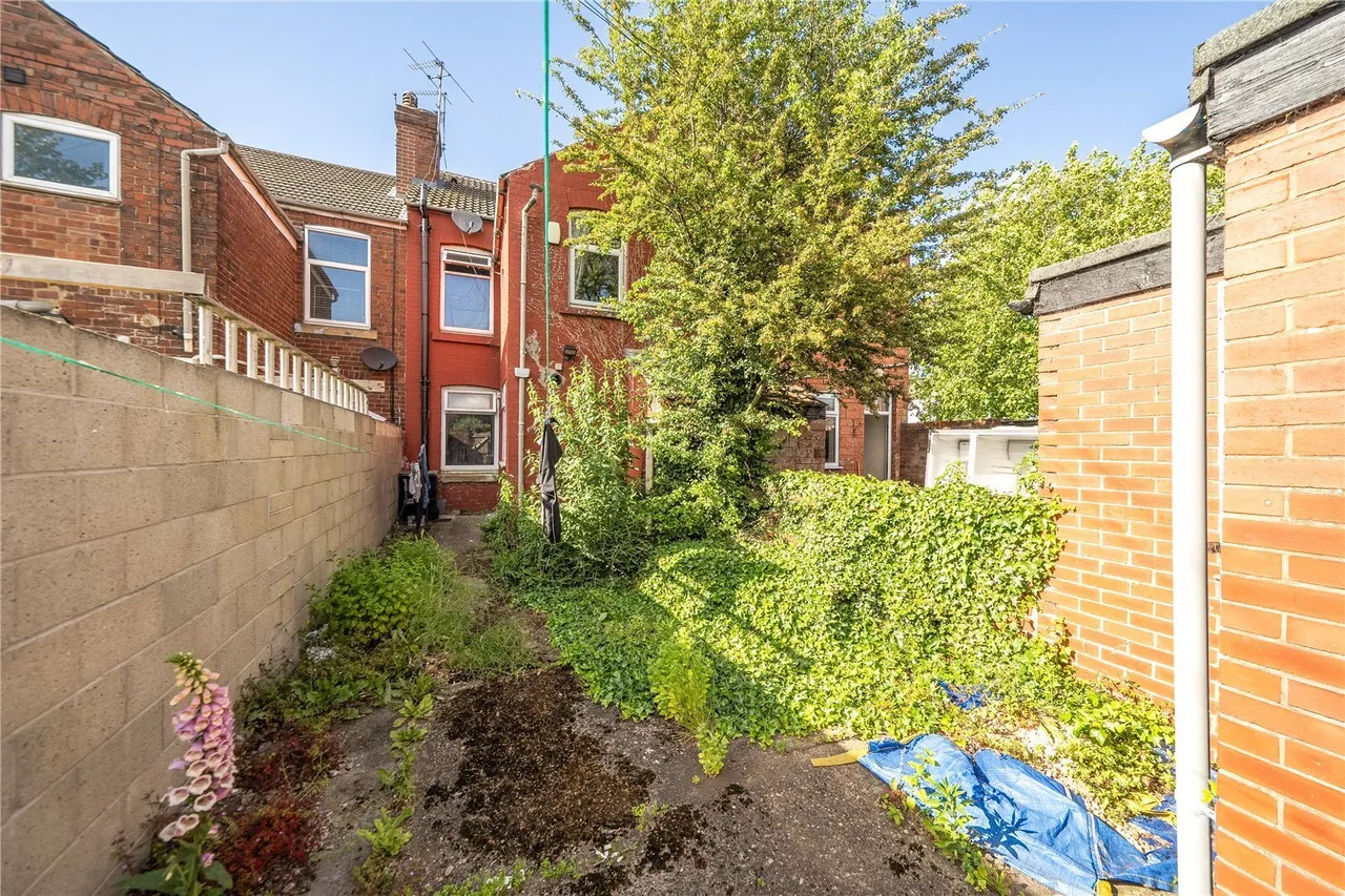 Hexthorpe Road, Doncaster, South Yorkshire, DN4, photo 14