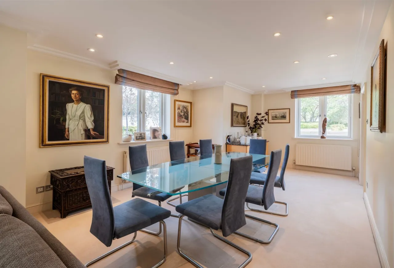 Kidderpore Avenue, Hampstead, London, NW3 7SJ, photo 2