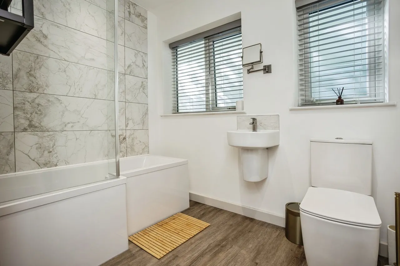 Beech Close, Edwalton, NG12, photo 19