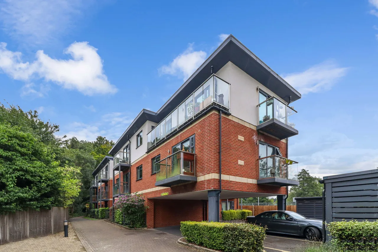 1 bed flat for sale, Caravan Lane, Rickmansworth, WD3