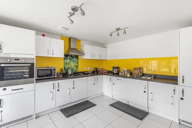 Diamond Drive, Didcot, OX11, photo 3
