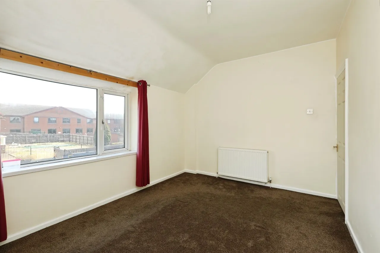 Doe Quarry Lane, Dinnington, Sheffield, photo 11