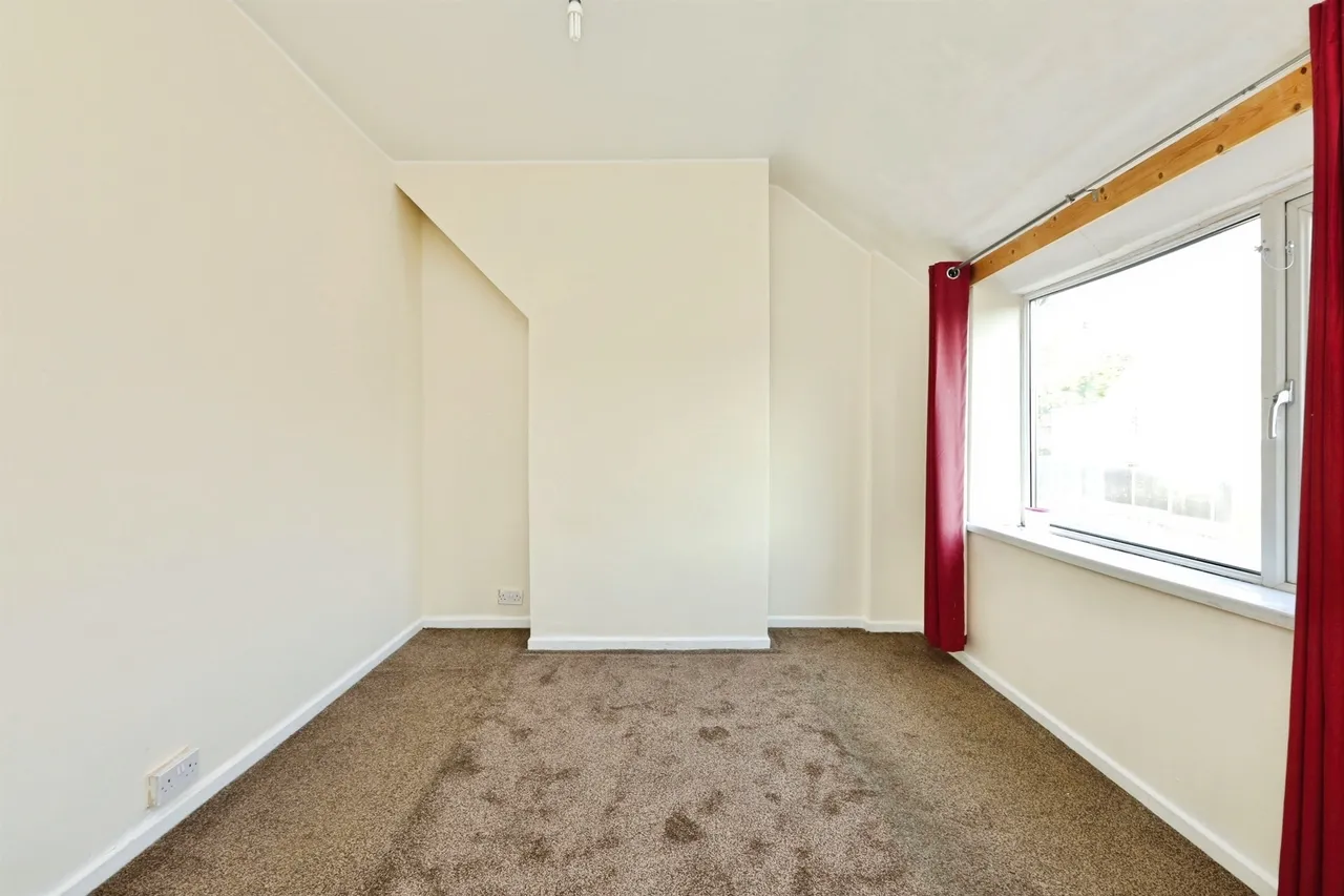 Doe Quarry Lane, Dinnington, Sheffield, photo 9