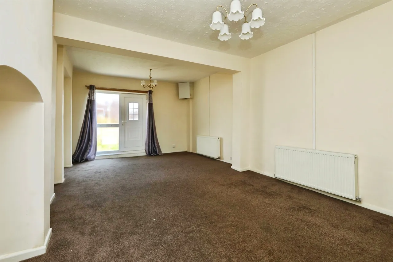 Doe Quarry Lane, Dinnington, Sheffield, photo 4