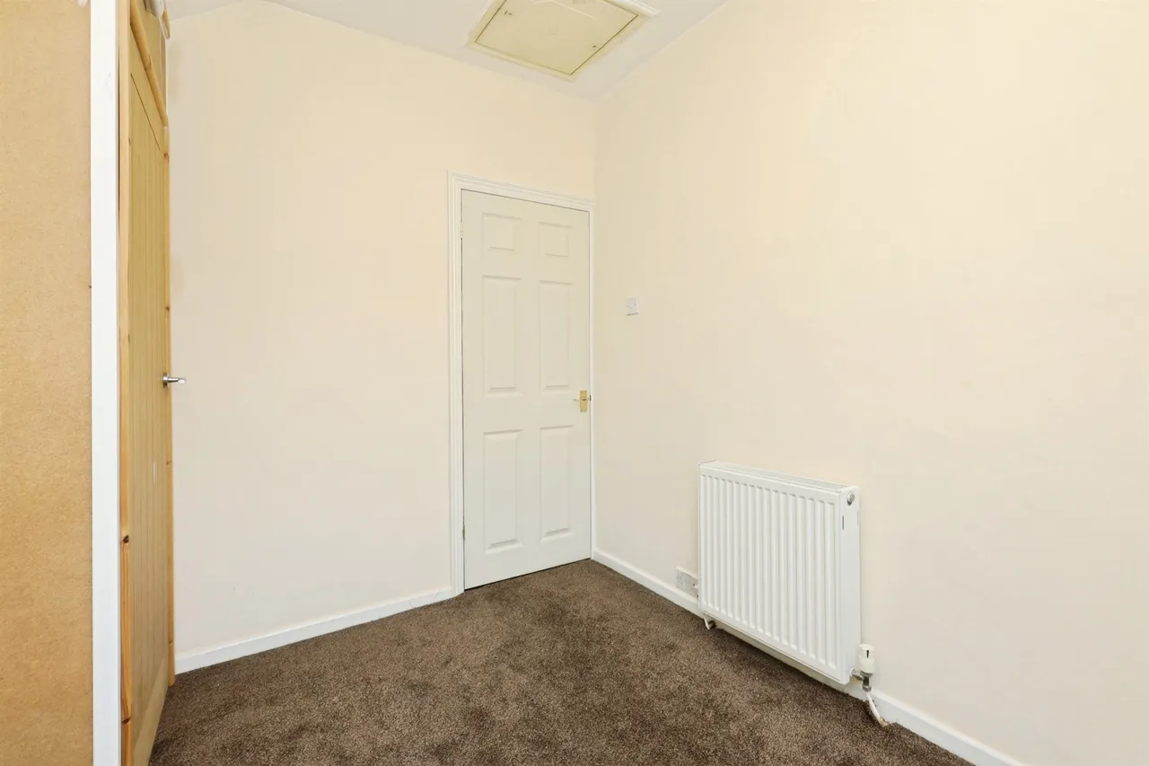 Doe Quarry Lane, Dinnington, Sheffield, photo 6