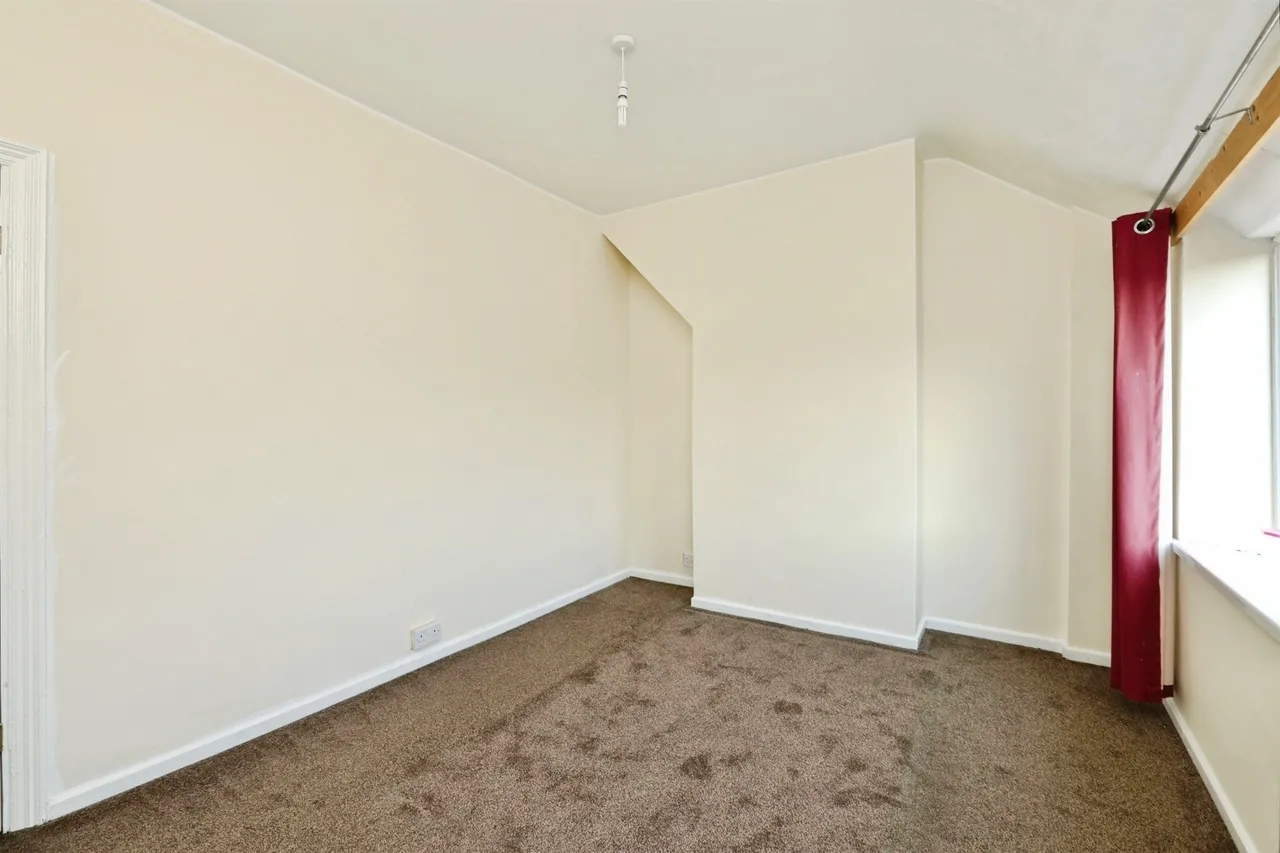 Doe Quarry Lane, Dinnington, Sheffield, photo 10