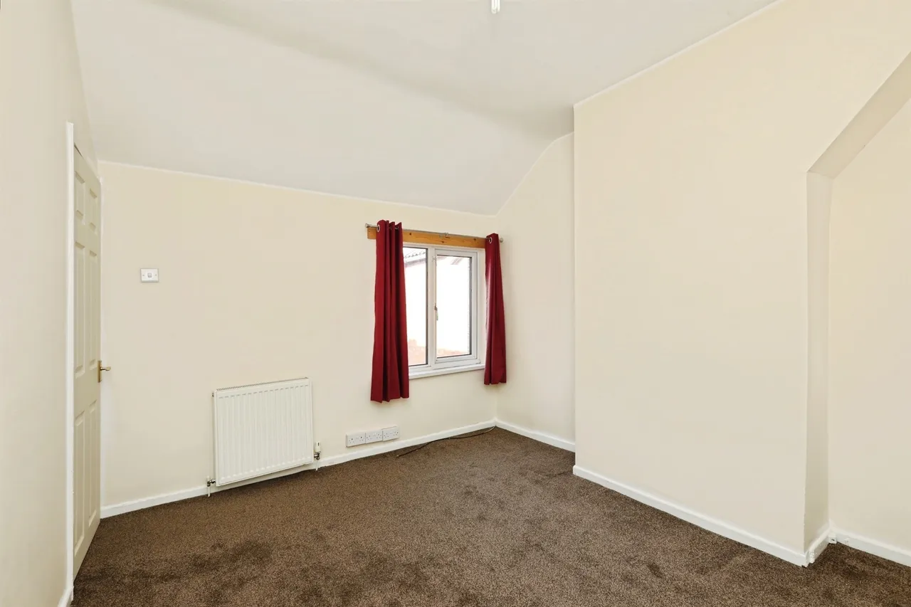 Doe Quarry Lane, Dinnington, Sheffield, photo 5