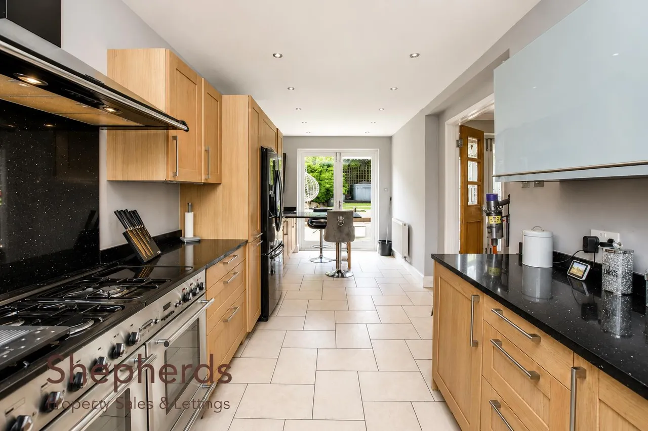Sycamore Close, West Cheshunt, EN7, photo 5