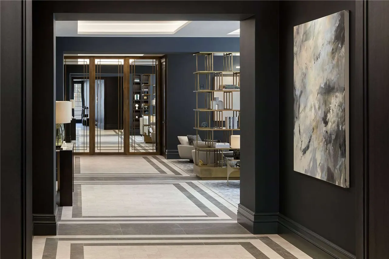 Knightsbridge Gate, Knightsbridge, SW1X, photo 22