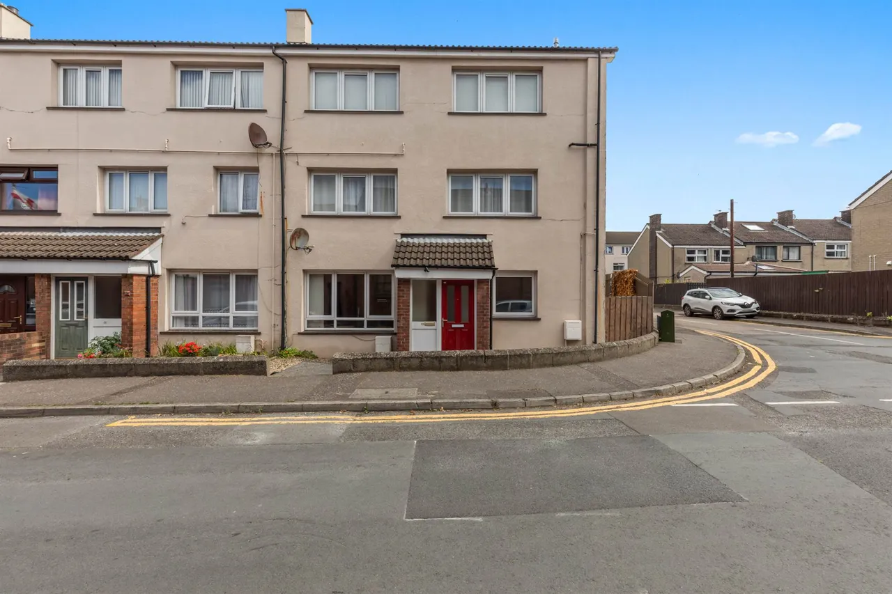 2 bed flat for sale, Spencer Street, Holywood, BT18