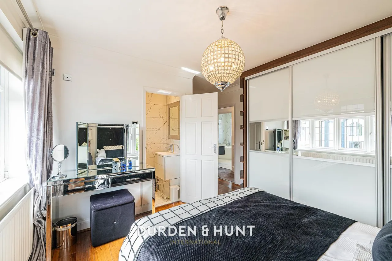 Farm End, Chingford, E4, photo 24