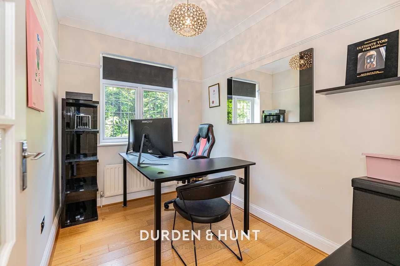 Farm End, Chingford, E4, photo 12