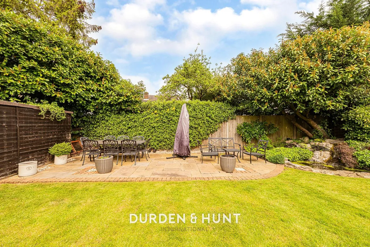Farm End, Chingford, E4, photo 37