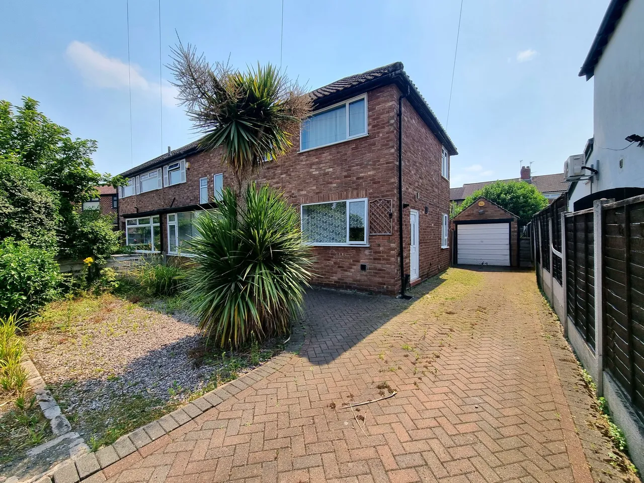 3 bed house for sale, Moorland Avenue, Sale