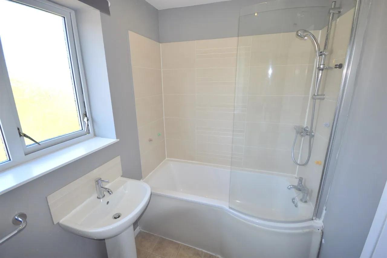 Moorland Avenue, Sale, photo 4