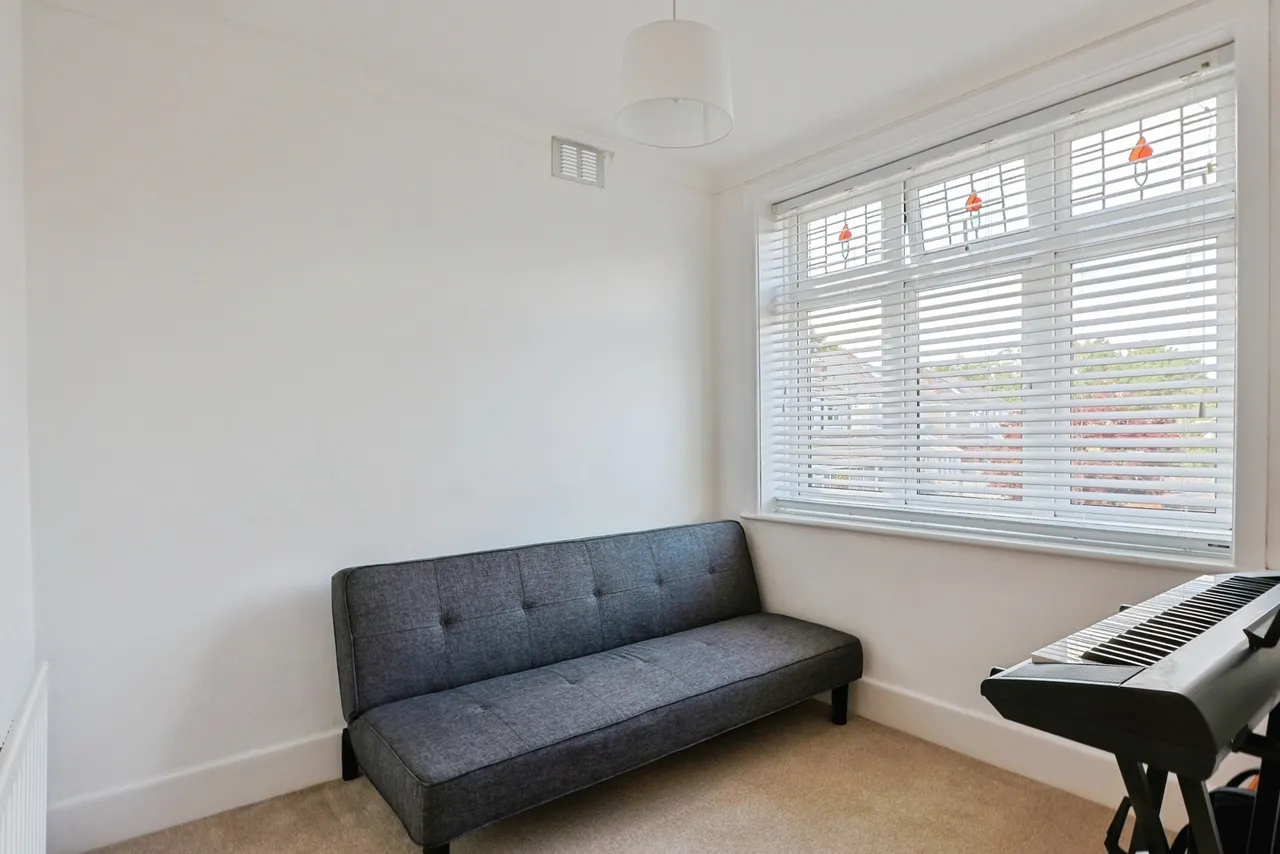 Decies Road, Poole, BH14, photo 16